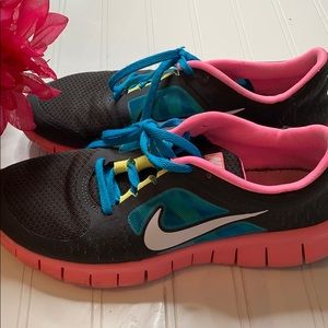 Nike Free Run 3 Black Pink Blue Sz 7. NK0246